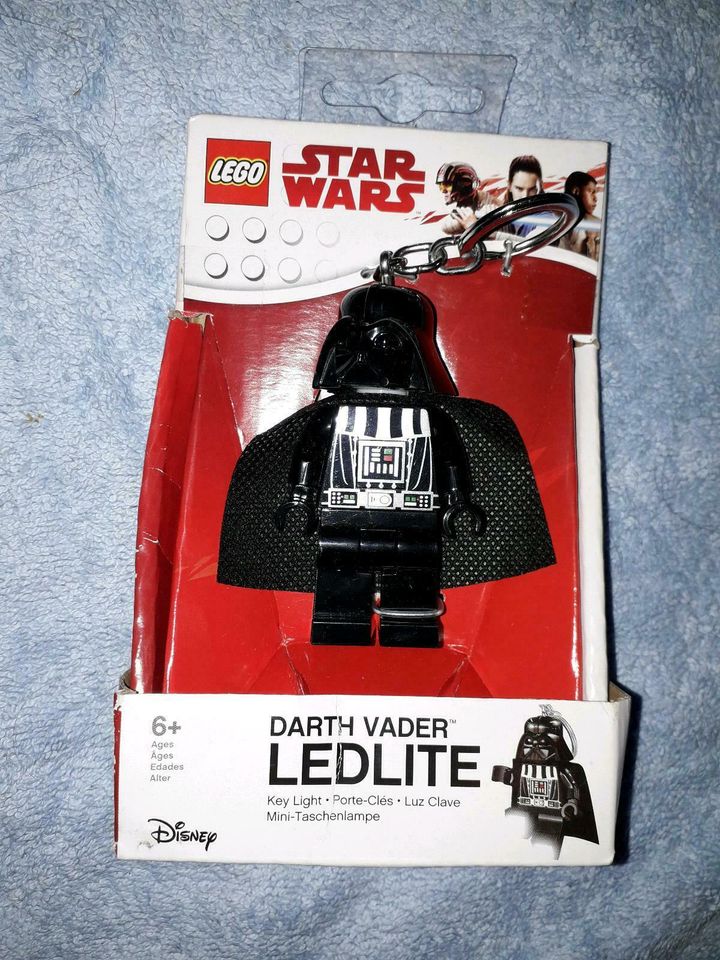 OVP Star Wars Lego Darth Vader Taschenlampe Schlüsselanhänger in Bad Aibling