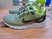 Nike Sneaker - Größe 39 Hessen - Seligenstadt Vorschau