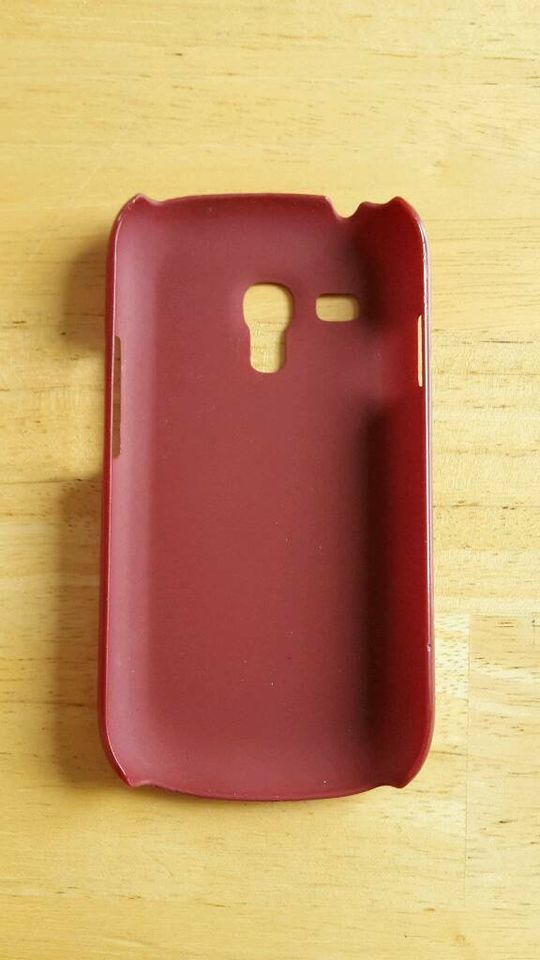 Samsung Galaxy S3 mini i8190 gummiertes Hardcase Hülle Rot in Schwaikheim