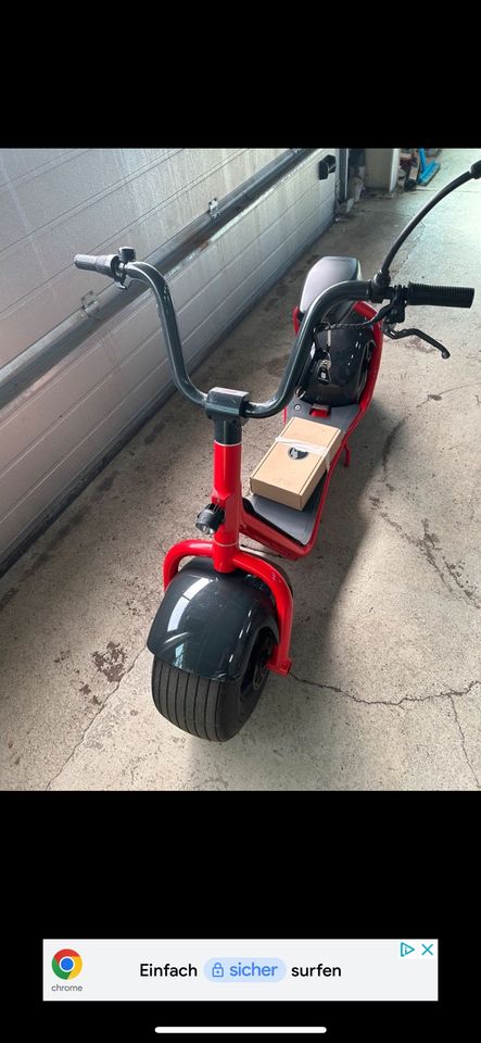 E Roller Scooter Scrooser mit Straßenzulassung in Kisdorf