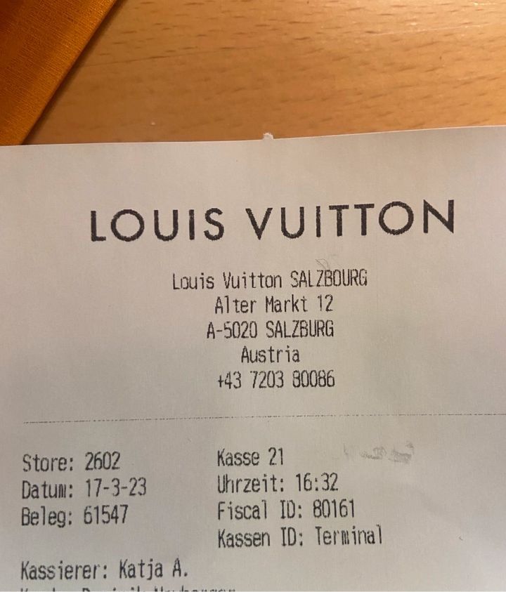 Luis Vuitton Sonnenbrille Neu in Ainring