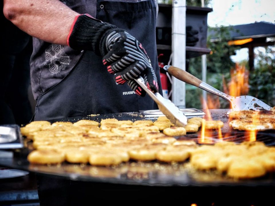 Mobile Grillschule, Grillseminar, Grillkurs an der Feuerplatte in Wolfenbüttel