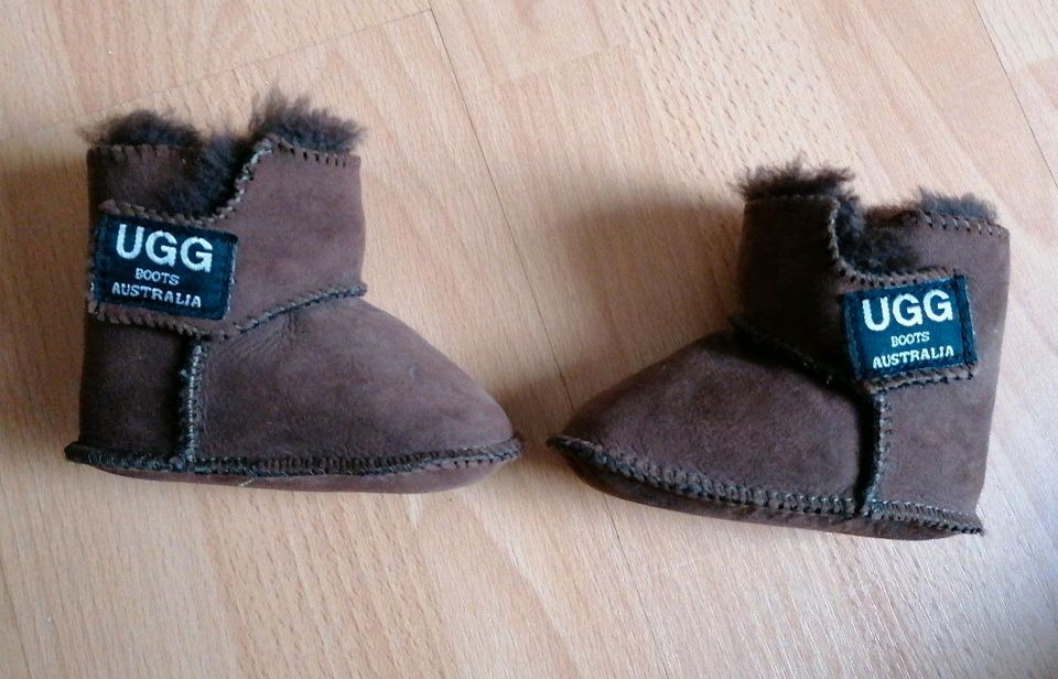 BABY-UGG Boots Australia *neuwertig* ERIN Gr. 01 15/16 Krabbelsch in Dortmund