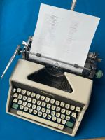 Manuelle Schreibmaschine Olympia, SM7, 60er Jahre m. Koffer Hamburg - Altona Vorschau