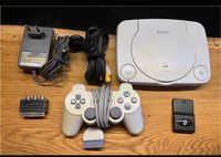 Playstation ONE 1 PS 1 + Memory Card & Spiel Controller Saarland - Völklingen Vorschau