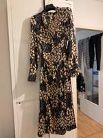 Hm Kleid sehr elegant macht Süper Figur Bayern - Erding Vorschau