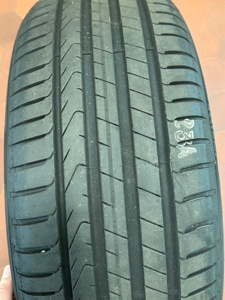 NEU 4x Sommer Reifen Pirelli Cinturato P7 225/50 R18 Sommerreifen in Hamburg