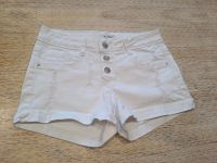 Sommershorts in weiß Nordrhein-Westfalen - Borken Vorschau