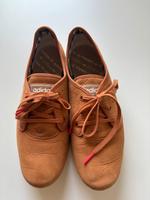 Adidas Leder Sneaker Schuh Größe Uk 7 Saarland - Lebach Vorschau