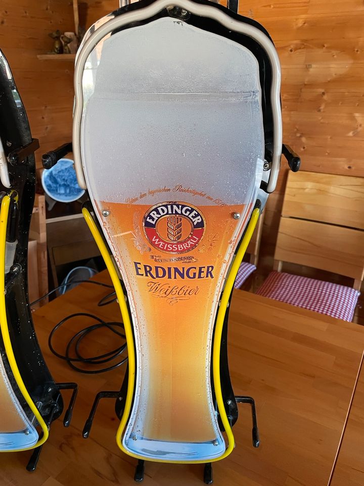 Erdinger Weißbier Neon Leuchtreklame Bier Reklame beleuchtet in Eichenzell