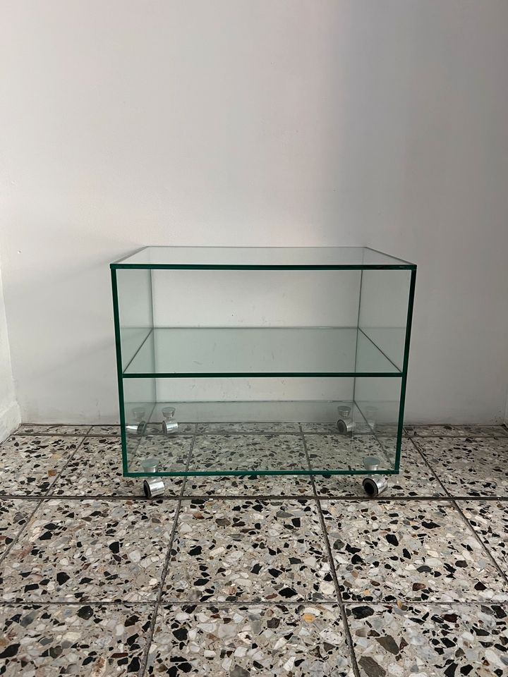 Glaswagen Beistelltisch Glasrack auf Rollen zu verkaufen - Tisch in Berlin