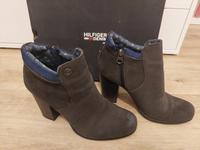 Tommy Hilfiger Boots Schuhe Damen Nordrhein-Westfalen - Velbert Vorschau
