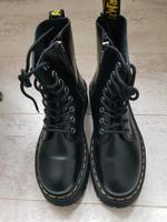 Dr.Martens Jadon Max  Plateaustiefel Gr.38 Häfen - Bremerhaven Vorschau