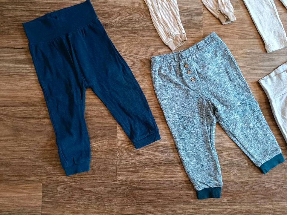 Hosen 86 Jeans Jogginghose ALANA pusblu h&m topolino in Itzehoe