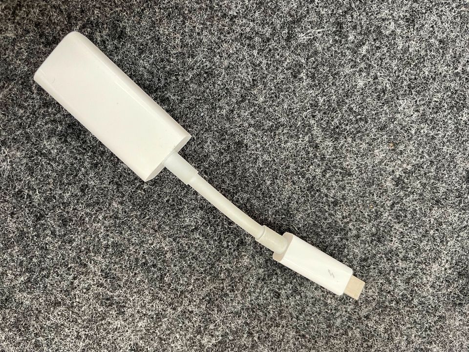 apple A1433 Thunderbolt auf Gigabit-Ethernet Adapter in Saarbrücken