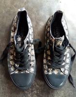 Schwarze Sneaker / Turnschuhe, mit Emoji Affen, Gr. 40 41 Berlin - Rudow Vorschau