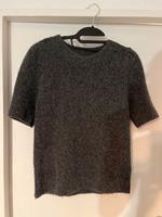 COS kurzärmeliger Pullover in grau XS Berlin - Schöneberg Vorschau