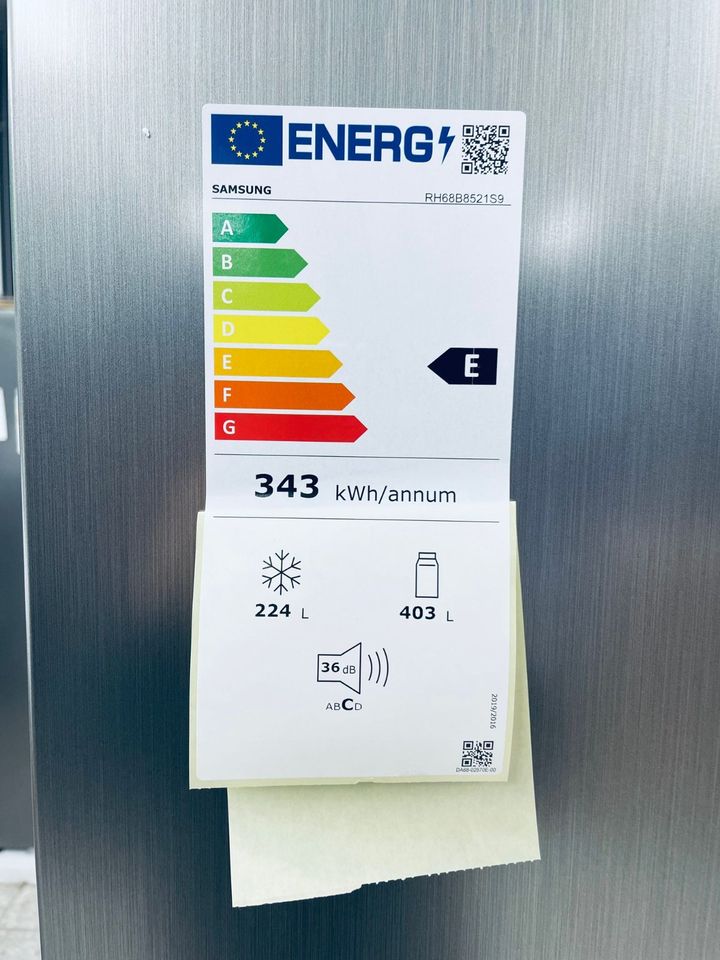 Side by Side Kühlschrank Eiswürfel Tank Edelstahl Food Showcase-Tür Samsung RH 68 B 8521 S9/EG A-Ware in Düsseldorf