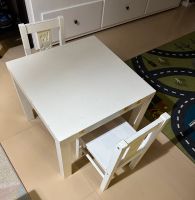 Ikea Spieltisch Kindertisch Kinderzimmer Tisch+IkeaKritter Stühle Hessen - Bad Homburg Vorschau