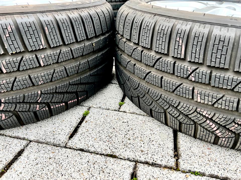 Orig Porsche Panamera 970 Winterräder neue Pirelli Reifen in Mühltal 