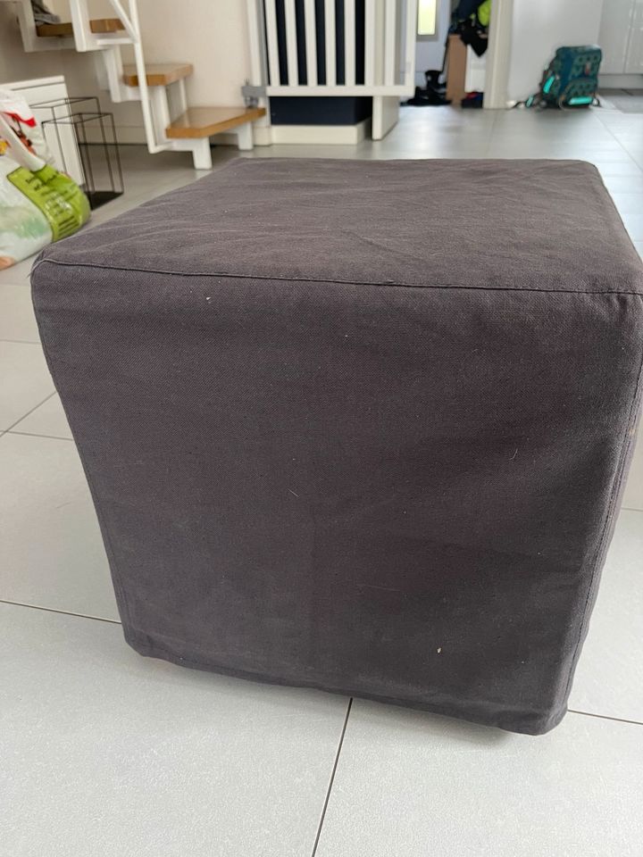 Zwei Ikea dunkel blau-grau Hocker je EUR 7 in Heppenheim (Bergstraße)