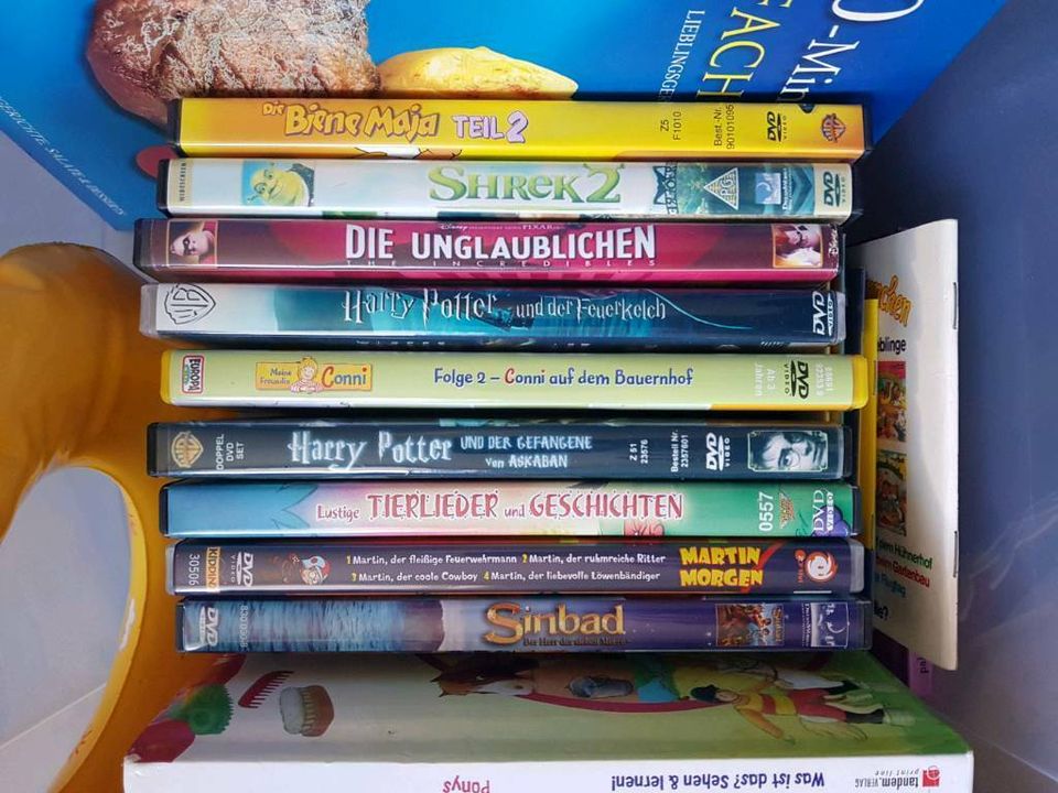 Diverse Bücher & DVD's für Kinder in Butzbach