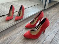 Pumps rot 36 Oktoberfest akira Bad Doberan - Landkreis - Bentwisch Vorschau