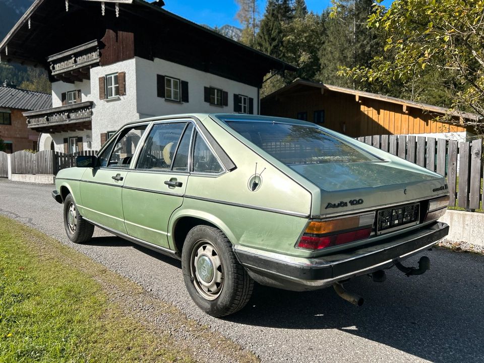Audi 100 Avant GL 5. Kombi / Family Van in Marktschellenberg