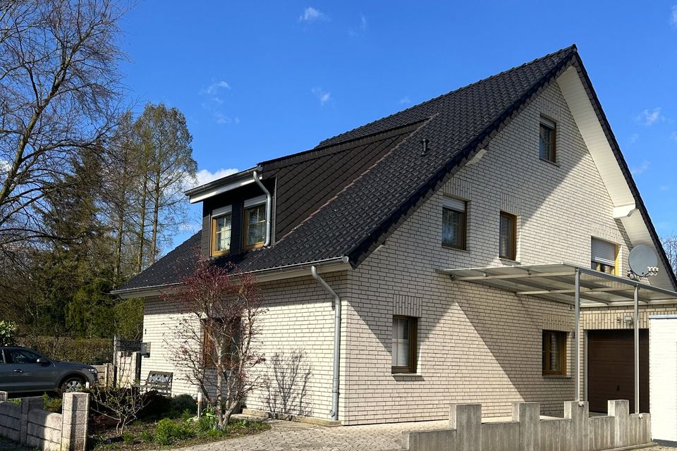 Exklusives Einfamilienhaus mit Option auf Zweifamilienhaus in Korschenbroich