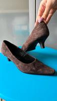2000er ECHTES LEDER Esprit Wildleder Pumps Kitten Heels Gr. 36 Hessen - Limburg Vorschau