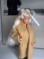 Schicke Barbie © Mattel 1966 Inc.Vintage in Mantel Niedersachsen - Braunschweig Vorschau