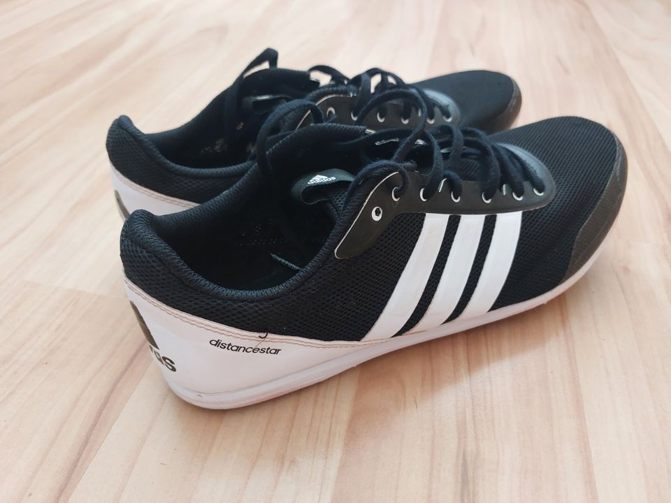 Spikes Adidas distancestar 42 2/3 in Schwäbisch Gmünd