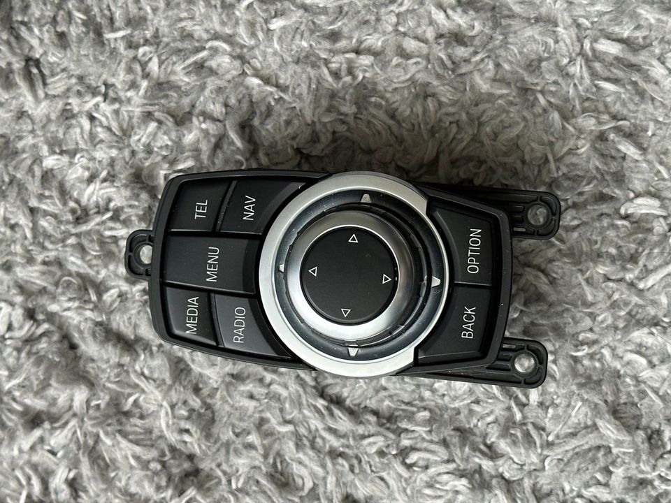 BMW 1er 3er 4er 7er X1 X3 X4 F-Reihe iDrive Controller 9286699 in Aldenhoven