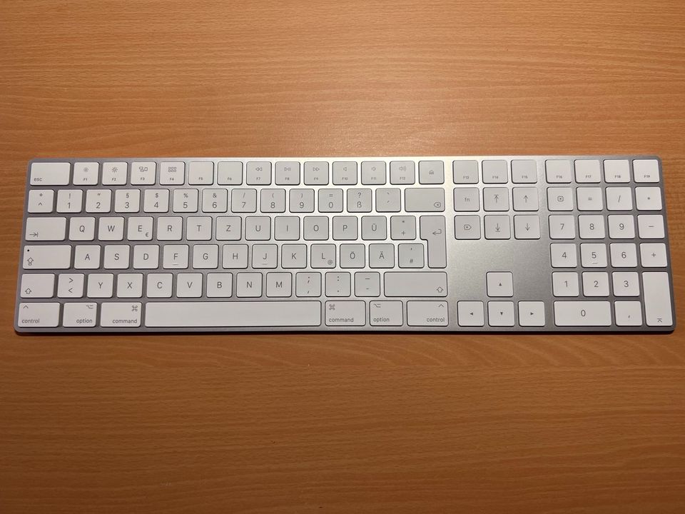 Apple Magic Keyboard Weiß/Silber in Bobenheim-Roxheim