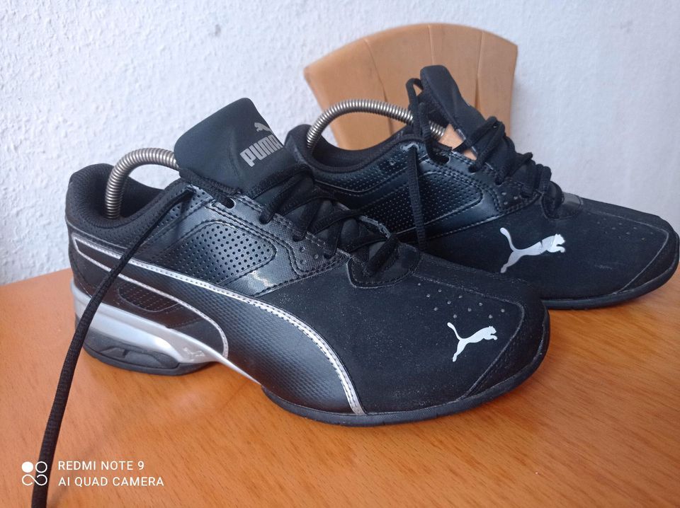 Puma, unisix Schuhe Größe 40,5.wie neu. in Wiesbaden