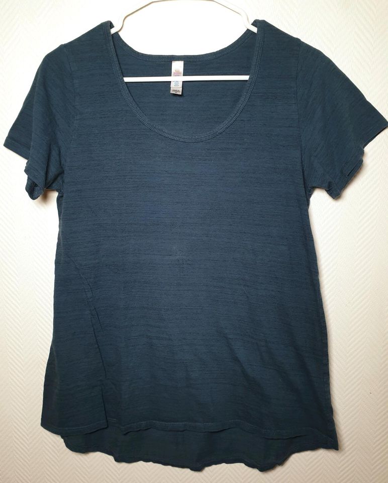 LuLaRoe T-Shirt Gr. M in blau / grün basic in Homburg