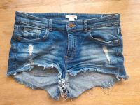 Jeansshorts von H&M Größe S/ 36 Baden-Württemberg - Wolpertshausen Vorschau