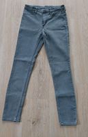 H&M Jeans Gr.146 Neu Sachsen-Anhalt - Schkopau Vorschau