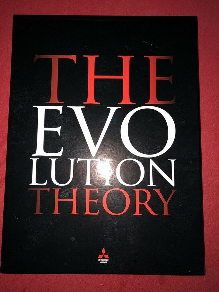 Mitzubishi „The Evolution Theory“ Buch in Lommatzsch