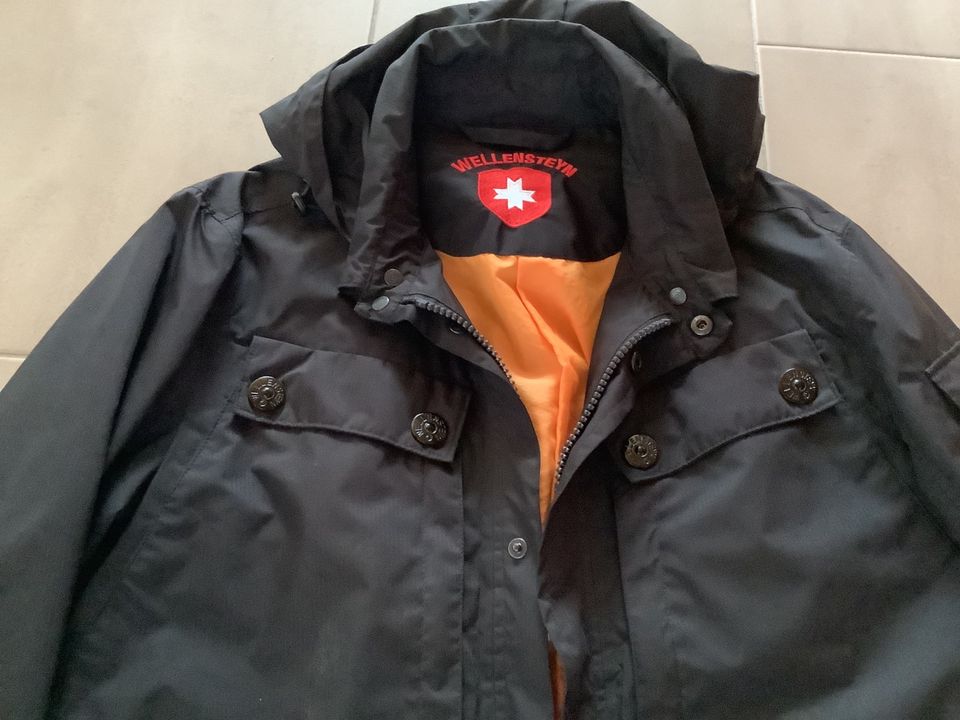 Original Wellensteyn Jetgate Herrenjacke Gr.M Schwarz Neuwertig in Frankfurt am Main