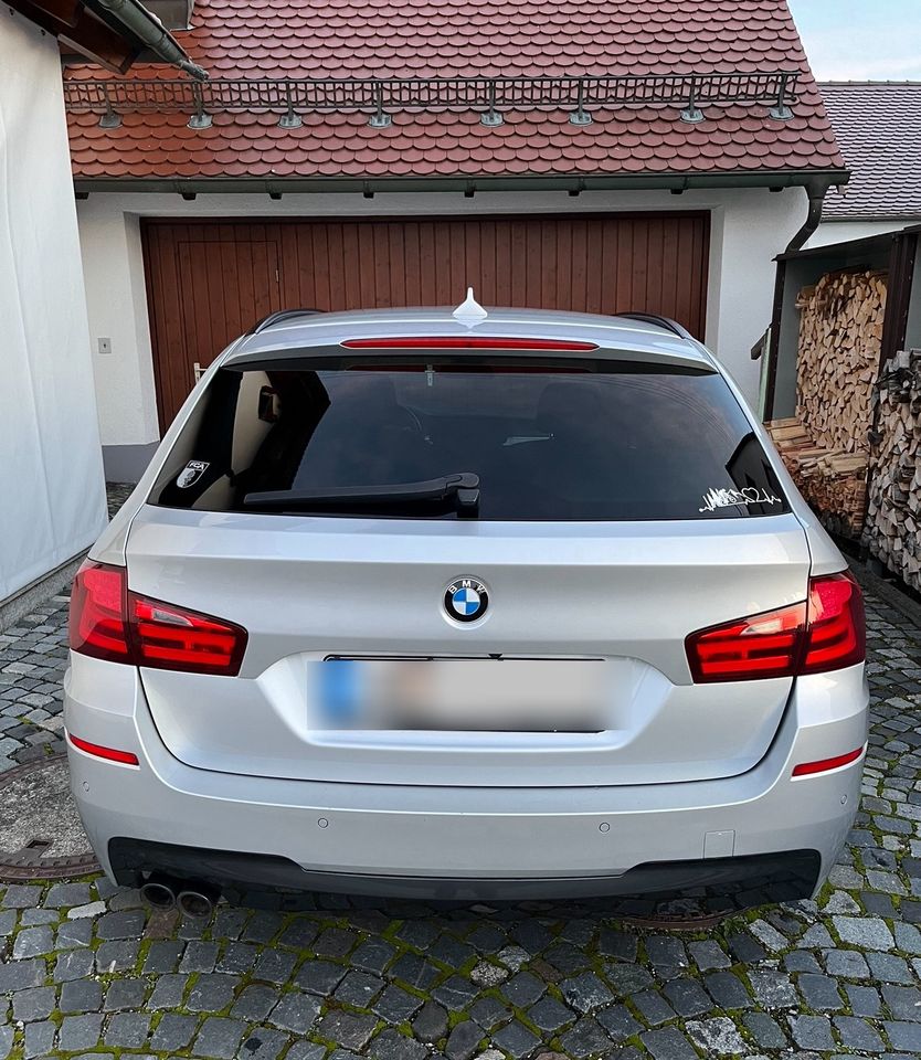 BMW F11 520d mit M Performance Power Kit in Augsburg