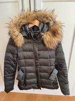 Hallhuber Daunenjacke Jacke Winterjacke grau XS 34 Kapuze Gürtel Frankfurt am Main - Praunheim Vorschau