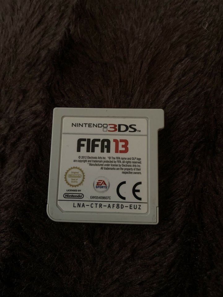 Nintendo 3DS/DS Spiel - FIFA 13 und FIFA 11 in Offenbach