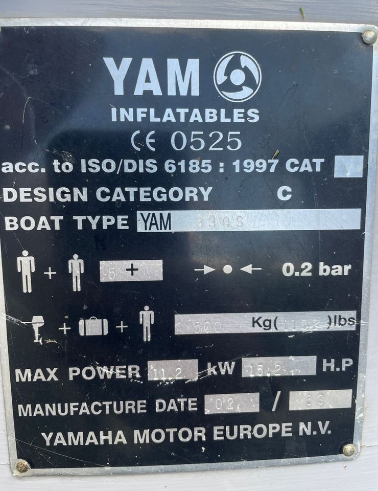 Schlauchboot Yamaha 330s mit neuwertigem Mariner Mercury 10 ps in Ludwigslust