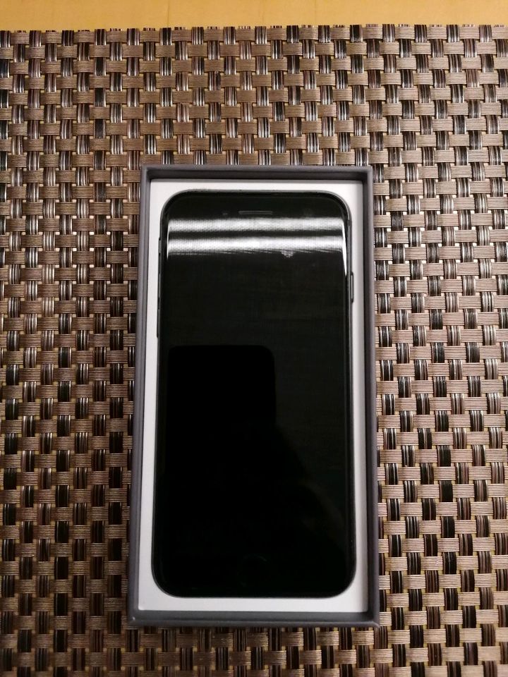 IPhone 8 64gb zu verkaufen in Oberhausen