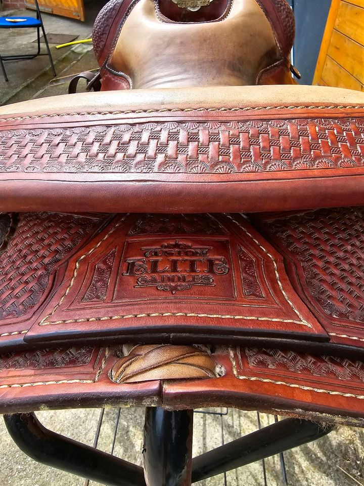 Westernsattel Elite Custom Saddles Tioga Texas in Fiersbach