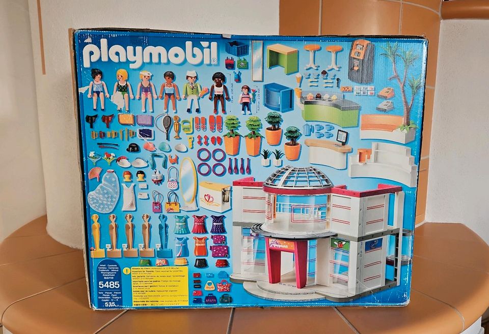 Playmobil Shopping Center 5485 City life Boutique viel Zubehör in Gräfendorf