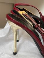 High heels pumps elegant dunkelrot absatzschuhe gold details München - Moosach Vorschau
