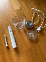 Philips Sonicare Ladeglas mit Ladegerätät + 1 Bürstenkopf Berlin - Lichtenberg Vorschau