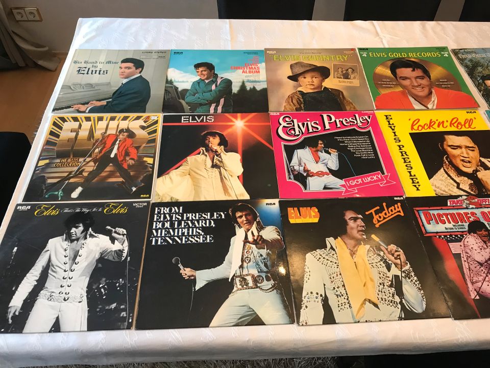 Elvis Presley 23 Schallplatten in Wuppertal